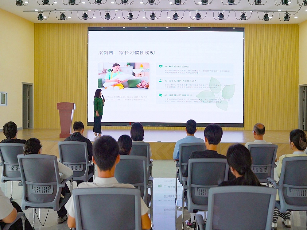 德阳正规全封闭寄宿学校联系电话及择校指南
